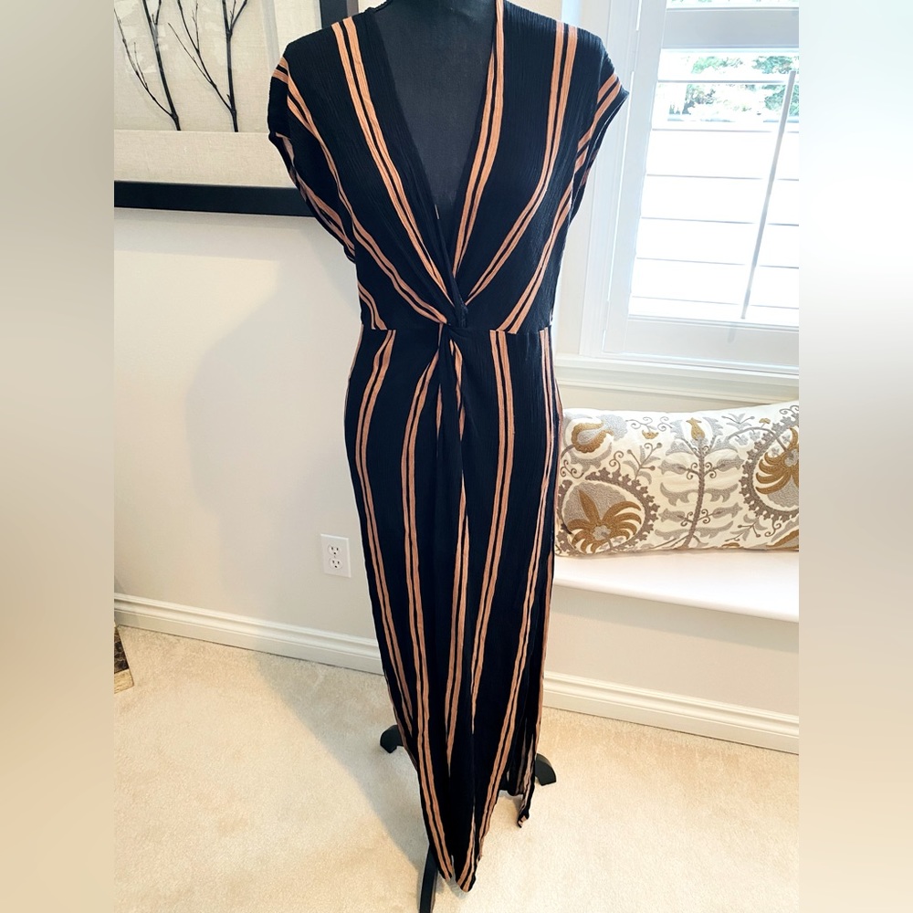 Elan Low-cut Cover-up